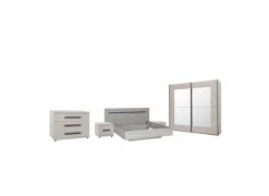 Slaapkamer met bed 160x200cm - kleerkast 200cm - commode 110cm en 2 nachtkastjes