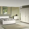 Slaapkamer met bed 160x200cm - kleerkast 230cm - commode 114cm en 2 nachtkastjes