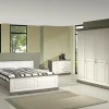 Slaapkamer met bed 180x200cm - kleerkast 230cm - commode 114cm en 2 nachtkastjes
