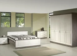 Slaapkamer met bed 180x200cm - kleerkast 230cm - commode 114cm en 2 nachtkastjes